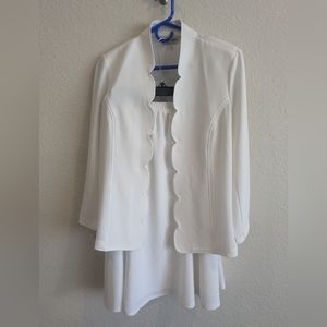 Draper's & Damon's 2 pc Skirt Suit, Bright White, Size Petite Med, Super Clean